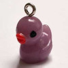 Breloque résine petit canard mauve x1