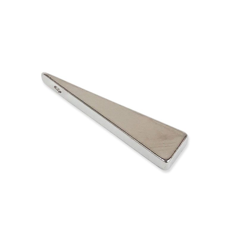 Breloque Triangle En Argent Sterling Plaqué Or - Jewellerybox AC-6561
