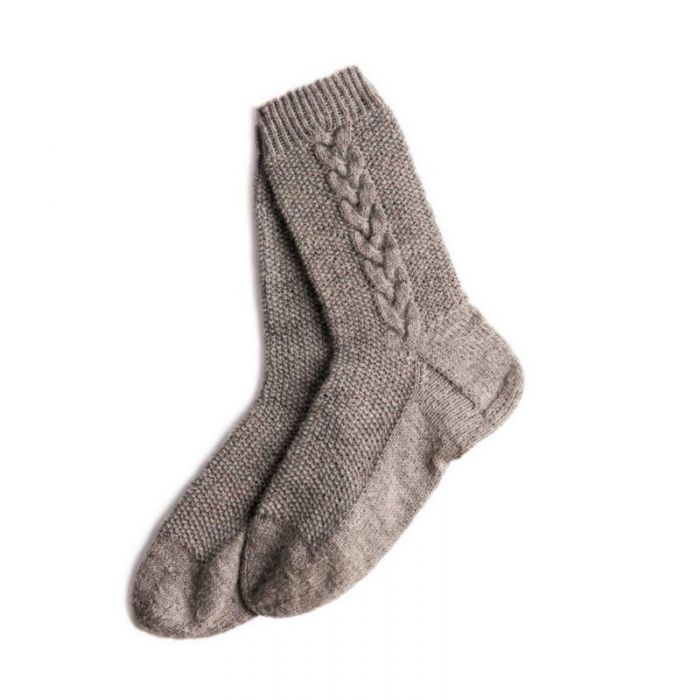 Modèle chaussettes 06 - point de riz torsades - Rico design