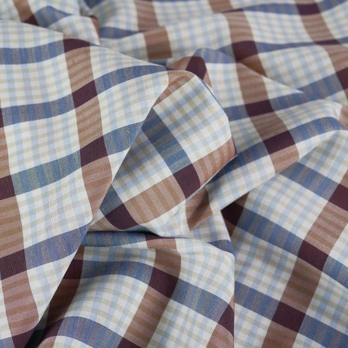 Tissu coton à carreaux haute couture - bleu ciel x 10 cm