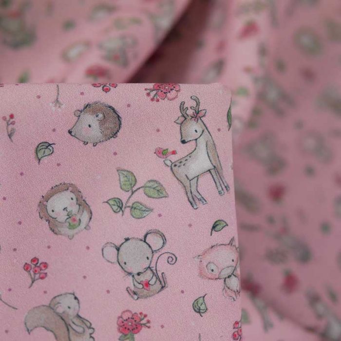 Tissu popeline coton animaux forêt - vieux rose x 10 cm