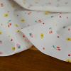 Tissu popeline coton fruits d'été- blanc x 10 cm