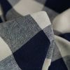 Tissu lin viscose grands carreaux - bleu foncé x 10 cm