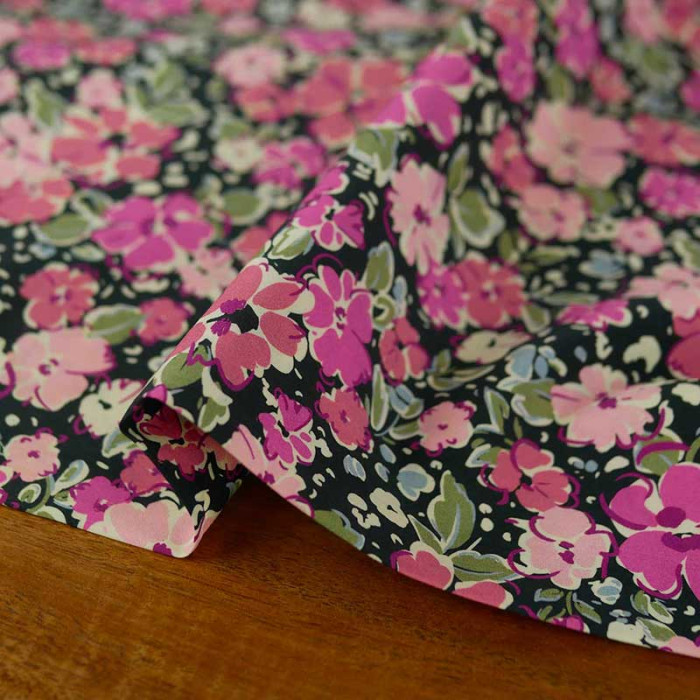 Tissu batiste coton fleurs Madi haute couture - rose x 10 cm