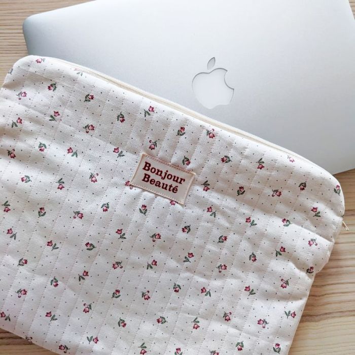 Couture facile - une housse pour mon ordinateur portable MacBook