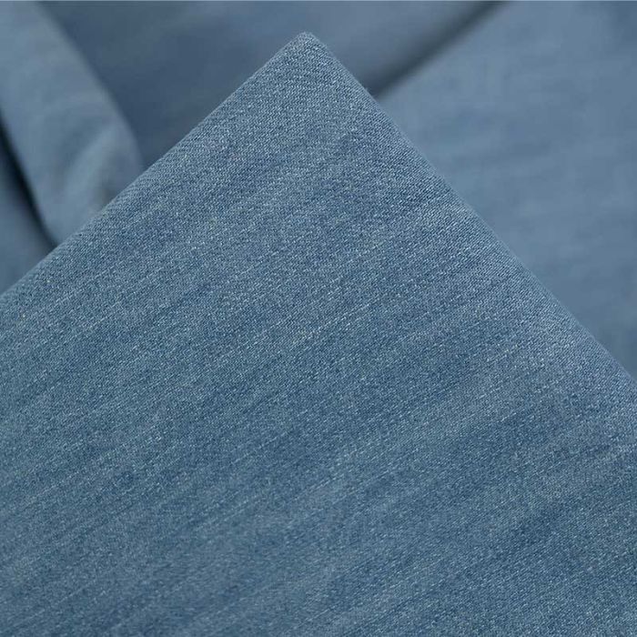 Tissu denim haute couture - bleu ciel x 10 cm