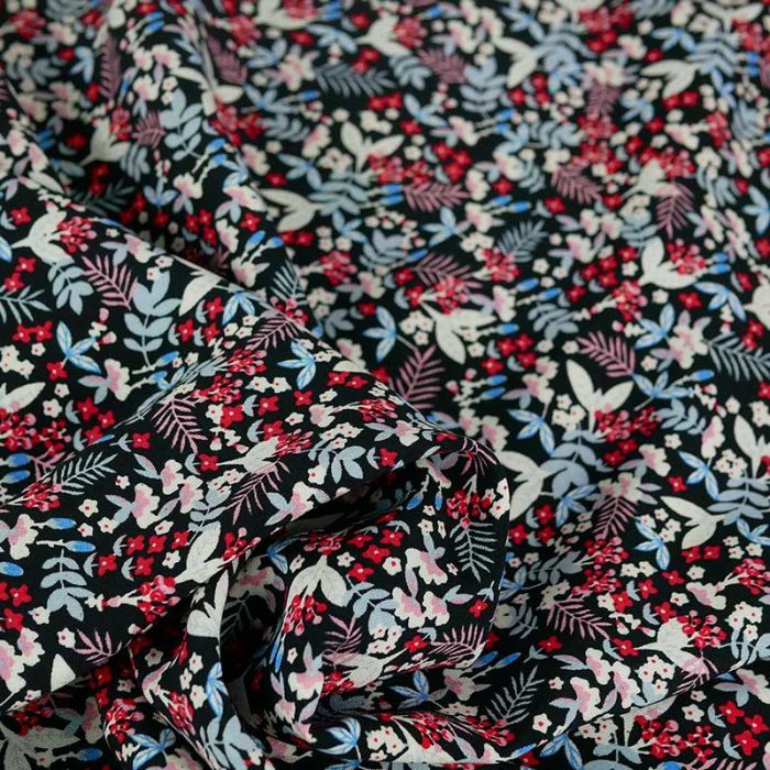 Tissu viscose fleurs Pampille - noir x 10 cm