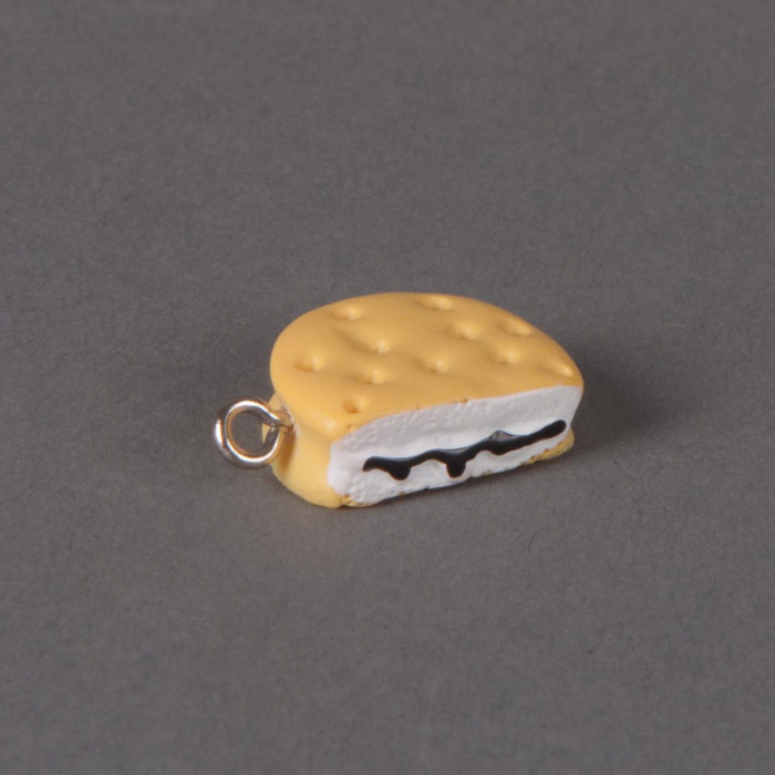 Breloque gateau fourré - jaune x1