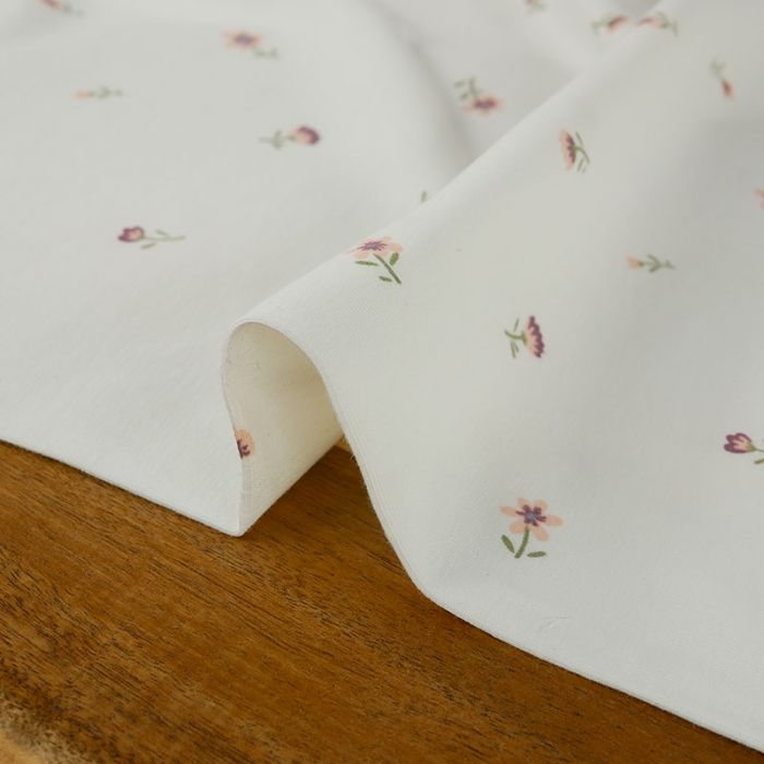 Tissu jersey fin fleurs des champs - écru x 10 cm