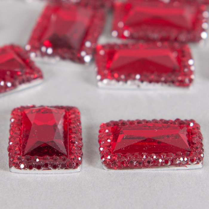 Cabochon rectangle à facettes 18mm rouge x1
