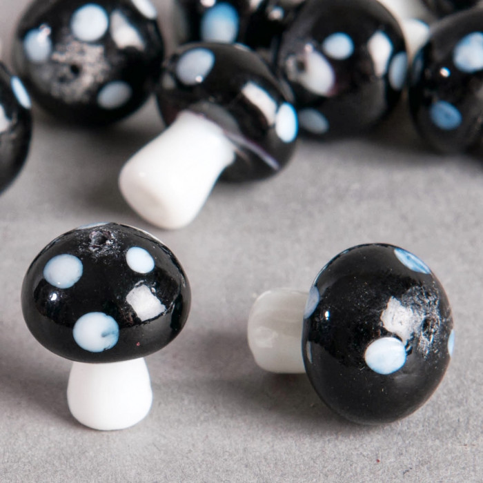 Perle en verre champignon 19mm noir à pois blanc x1