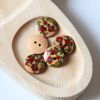Bouton en bois fleurs Myra 15 mm - rouge x1