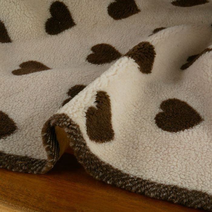 Tissu fausse fourrure Teddy mouton coeur - marron x 10 cm