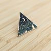 Pin's émaillé triangle montagne x 1