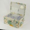 Boite à couture en tissu - abeilles patchwork