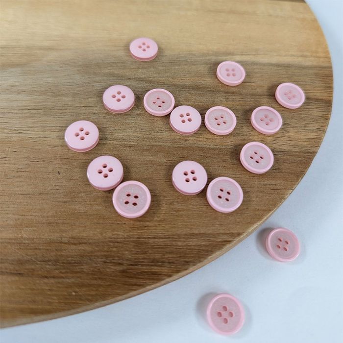 Bouton irisé 4 trous rose 12 mm x 1