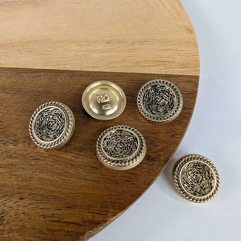 Bouton Ancien En Métal Tressé Centre Noir 3,3 Cm - Pour Couture Vintage