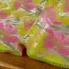 Tissu jacquard fleurs rose - jaune fluo x 10 cm