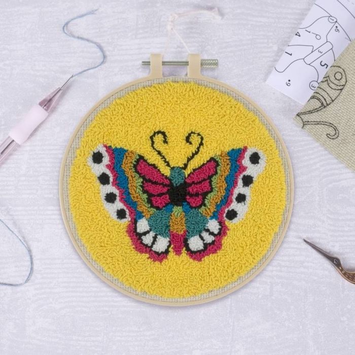 Kit broderie punch needle avec tambour - Papillon