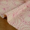 Tissu seersucker fleurs de lotus - rose x 10 cm