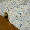 Tissu seersucker fleurs vivaces - bleu x 10 cm