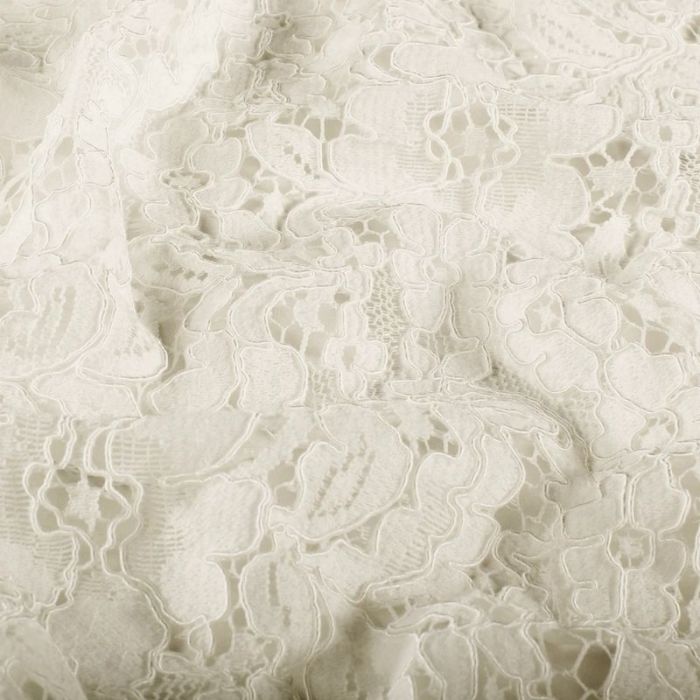 Tissu dentelle fleurs - écru x 10 cm