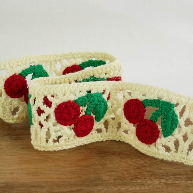 Galon Crochet Cerises 50 Mm Coton Galon Crochet Cerises 50 Mm Coton