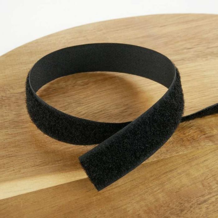 Bande scratch type Velcro à coudre 20 mm - Noir x 10 cm