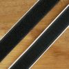 Bande scratch type Velcro adhésif 20 mm - noir x 10 cm