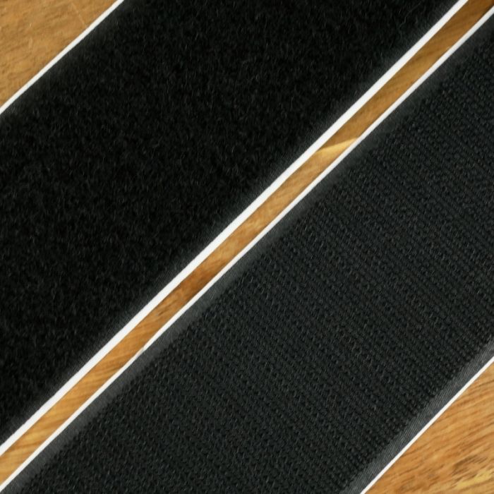 Bande scratch type Velcro adhésif 50 mm - noir x 10 cm