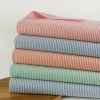 Tissu coton viscose à rayures - bleu x 10 cm