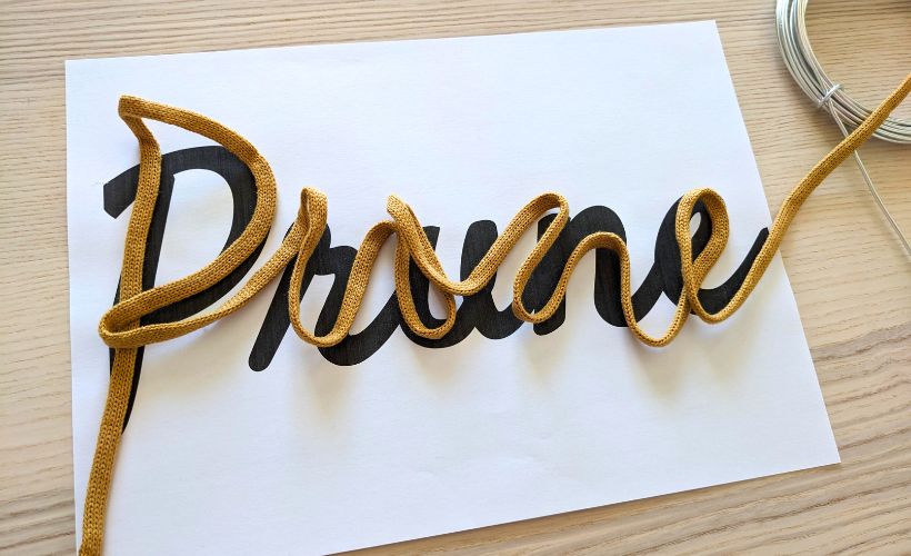 Prénom Ou Mot Personnalisé En Tricotin - Décoration Murale Faite Main En Laine Et Aluminium - Sur Mesure (6 Lettres Max)