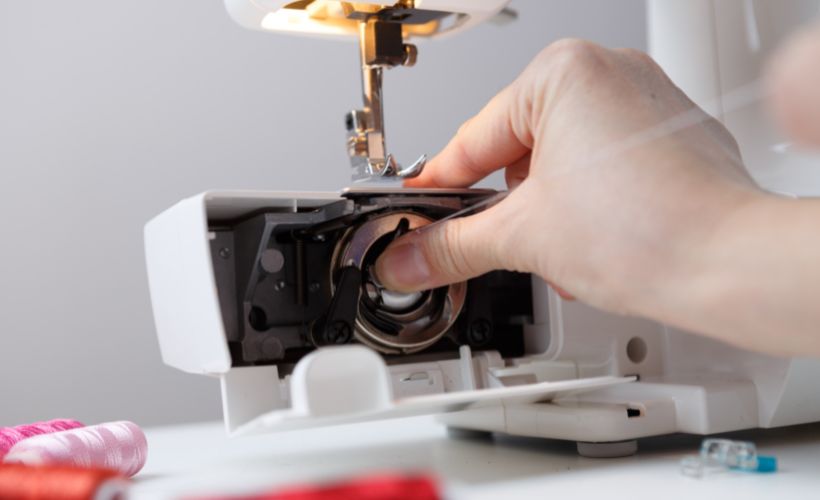 Quelle canette pour machine à coudre : guide d'achat